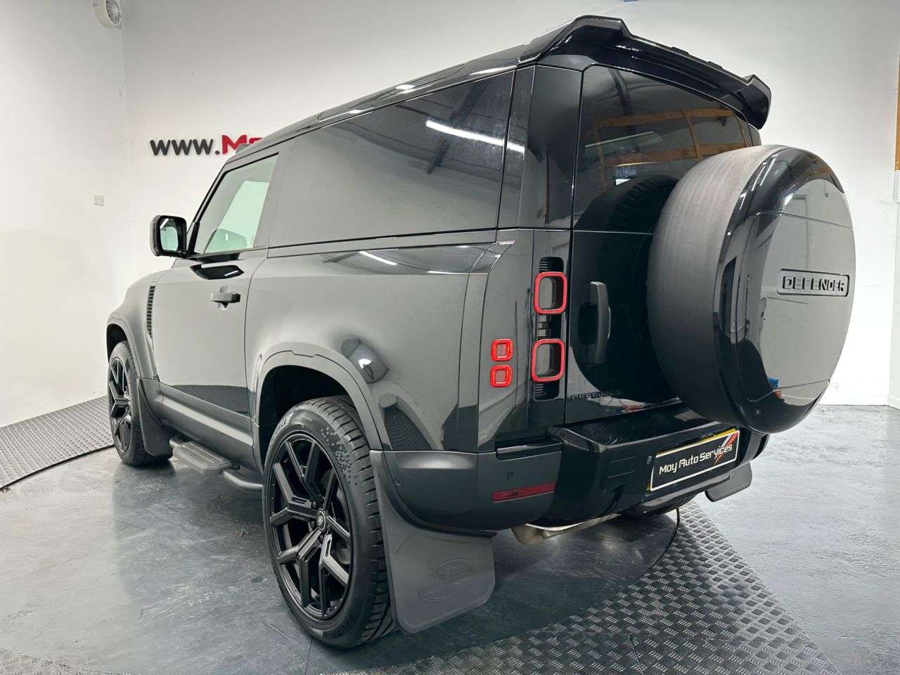 2023 LAND ROVER DEFENDER 90 2023 LAND ROVER DEFENDER 90