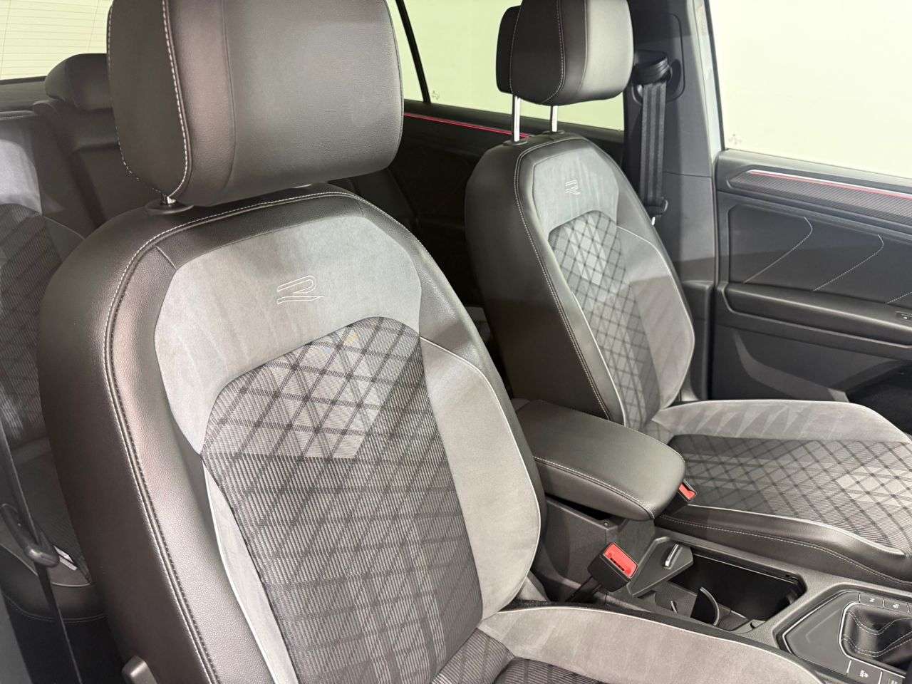 2021 VOLKSWAGEN TIGUAN 2021 VOLKSWAGEN TIGUAN