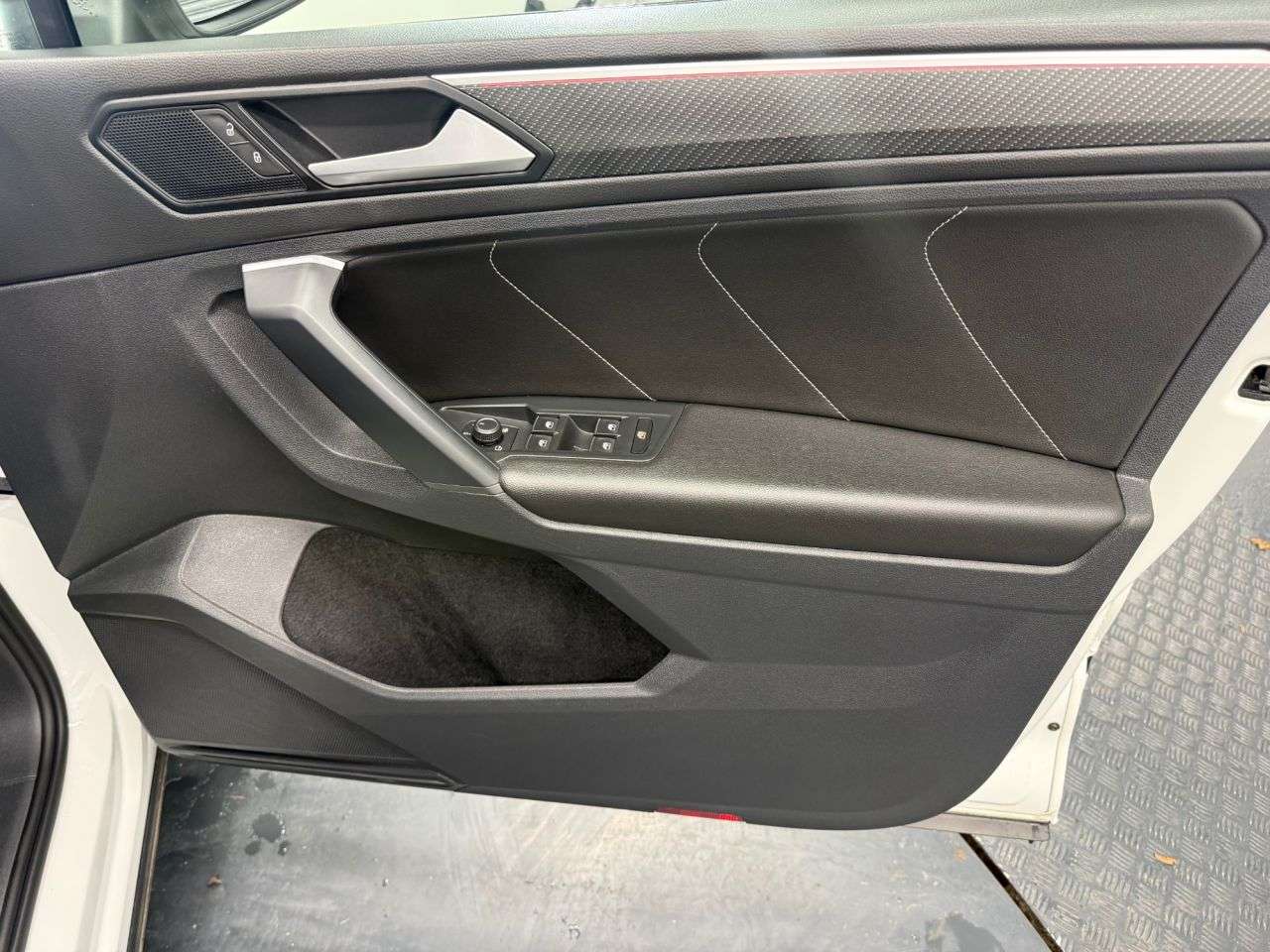 2021 VOLKSWAGEN TIGUAN 2021 VOLKSWAGEN TIGUAN