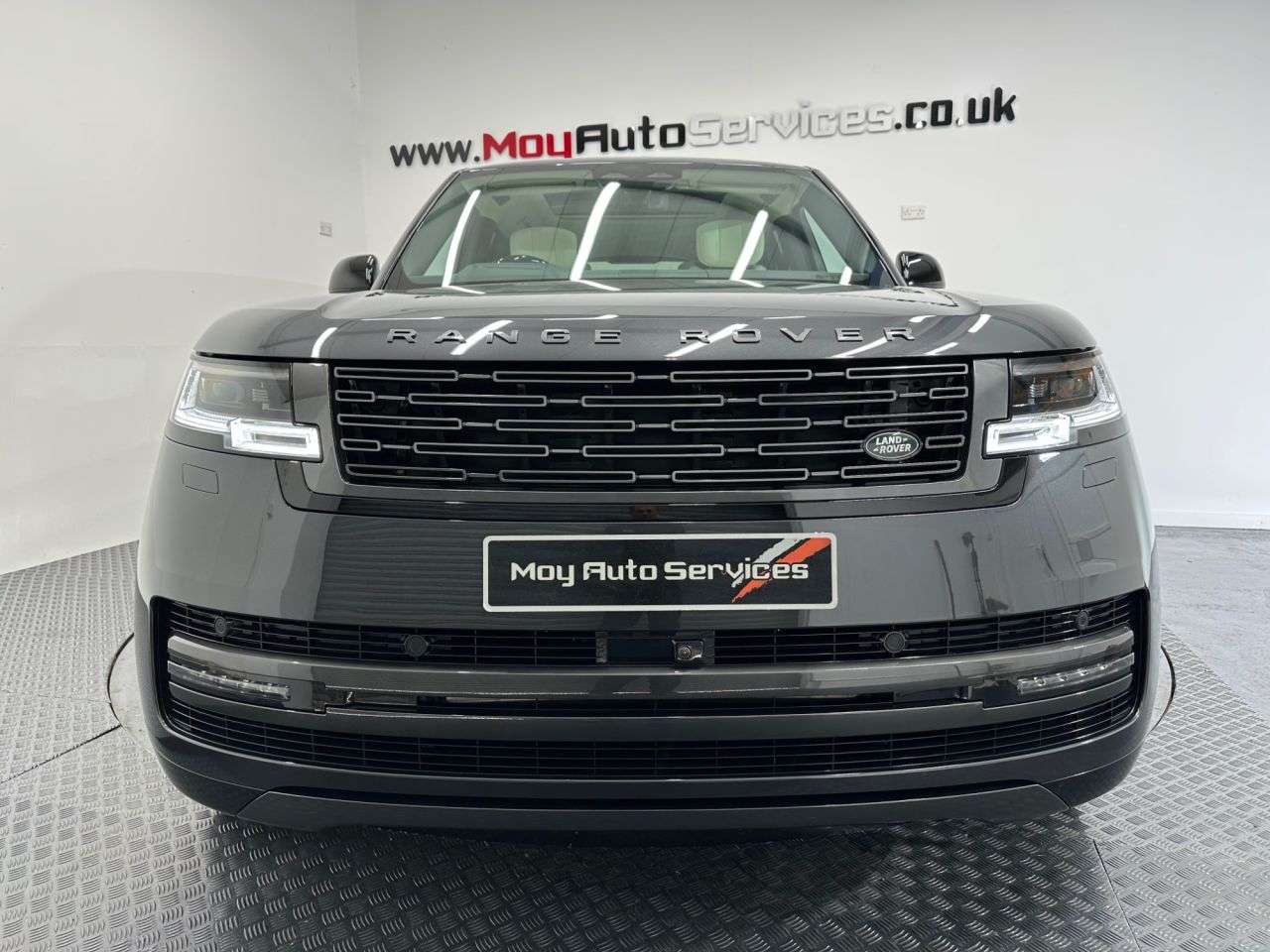 A 2026 LAND ROVER RANGE ROVER 3.0 D350 MHEV Autobiography SUV 5dr Diesel Auto 4WD Euro 6 (s/s) (350 ps) A 2026 LAND ROVER RANGE ROVER 3.0 D350 MHEV Autobiography SUV 5dr Diesel Auto 4WD Euro 6 (s/s) (350 ps)