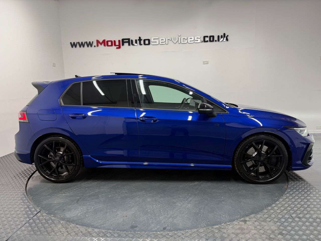 A 2026 VOLKSWAGEN GOLF 2.0 TSI R Black Edition Hatchback 5dr Petrol DSG 4Motion Euro 6 (s/s) (333 A 2026 VOLKSWAGEN GOLF 2.0 TSI R Black Edition Hatchback 5dr Petrol DSG 4Motion Euro 6 (s/s) (333