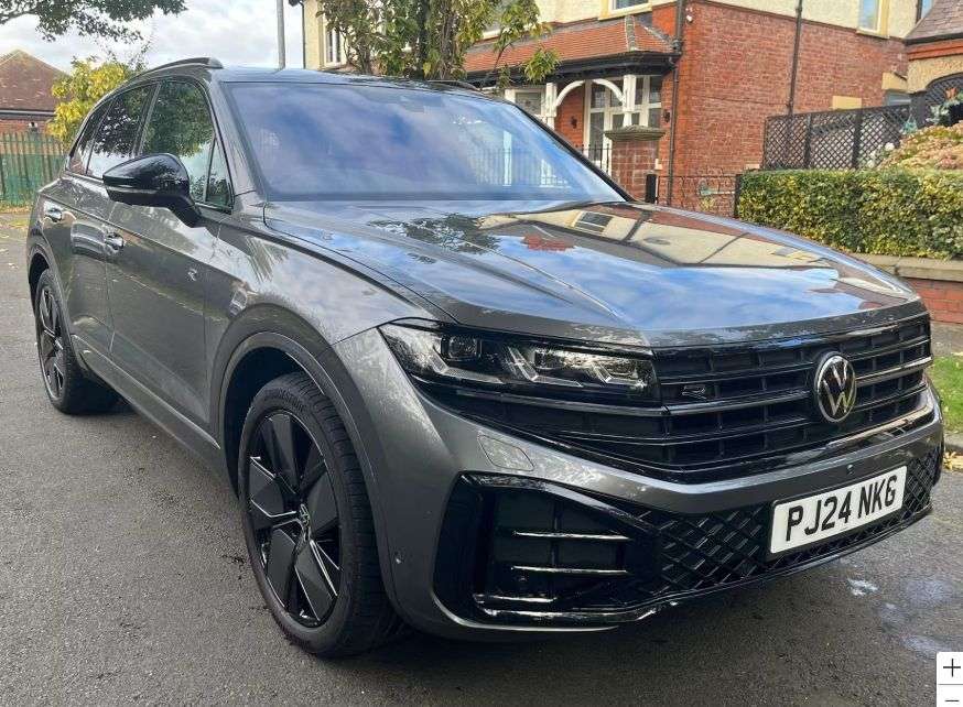 A 2024 VOLKSWAGEN TOUAREG 3.0 TDI V6 Black Edition SUV 5dr Diesel Tiptronic 4Motion Euro 6 (s/s) (286 A 2024 VOLKSWAGEN TOUAREG 3.0 TDI V6 Black Edition SUV 5dr Diesel Tiptronic 4Motion Euro 6 (s/s) (286