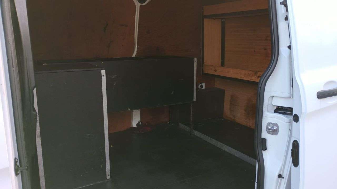 A 2021 FORD TRANSIT CUSTOM L2 H1 Leader Premium TDCI 105 PS 300 LWB With Air Conditioning, Bluetooth, A 2021 FORD TRANSIT CUSTOM L2 H1 Leader Premium TDCI 105 PS 300 LWB With Air Conditioning, Bluetooth,