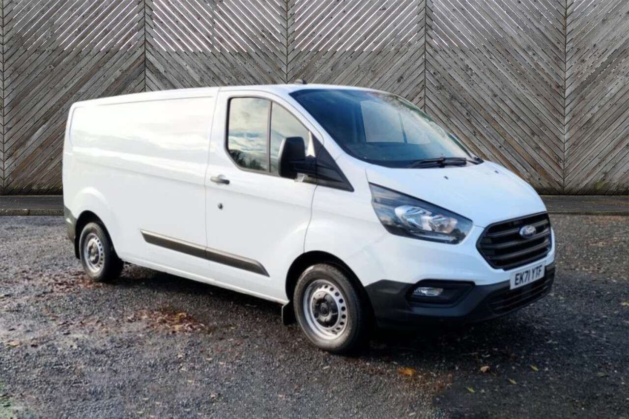 A 2021 FORD TRANSIT CUSTOM L2 H1 Leader Premium TDCI 105 PS 300 LWB FREE 3 YEAR WARRANTY COVER ON THIS A 2021 FORD TRANSIT CUSTOM L2 H1 Leader Premium TDCI 105 PS 300 LWB FREE 3 YEAR WARRANTY COVER ON THIS