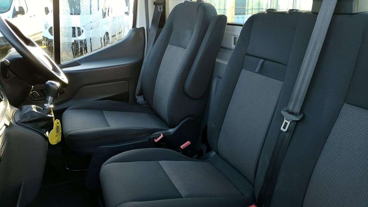 A 2022 FORD TRANSIT Dropside L4 Tdci 130 PS XLWB FREE 3 YEAR WARRANTY COVER WITH THIS VAN With A 2022 FORD TRANSIT Dropside L4 Tdci 130 PS XLWB FREE 3 YEAR WARRANTY COVER WITH THIS VAN With