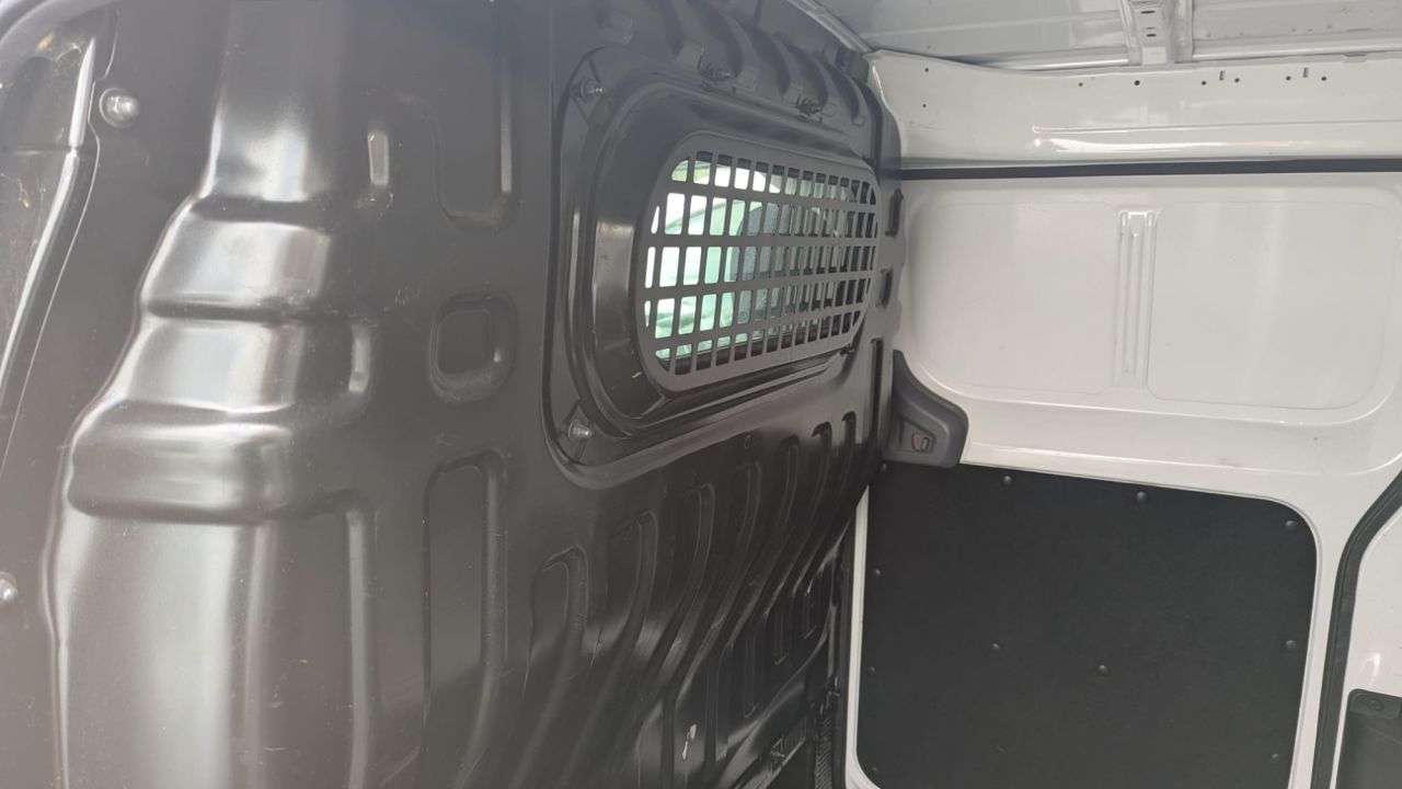 2015 NISSAN E-NV200 2015 NISSAN E-NV200