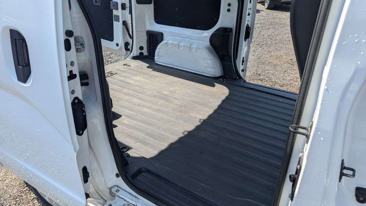2015 NISSAN E-NV200 2015 NISSAN E-NV200