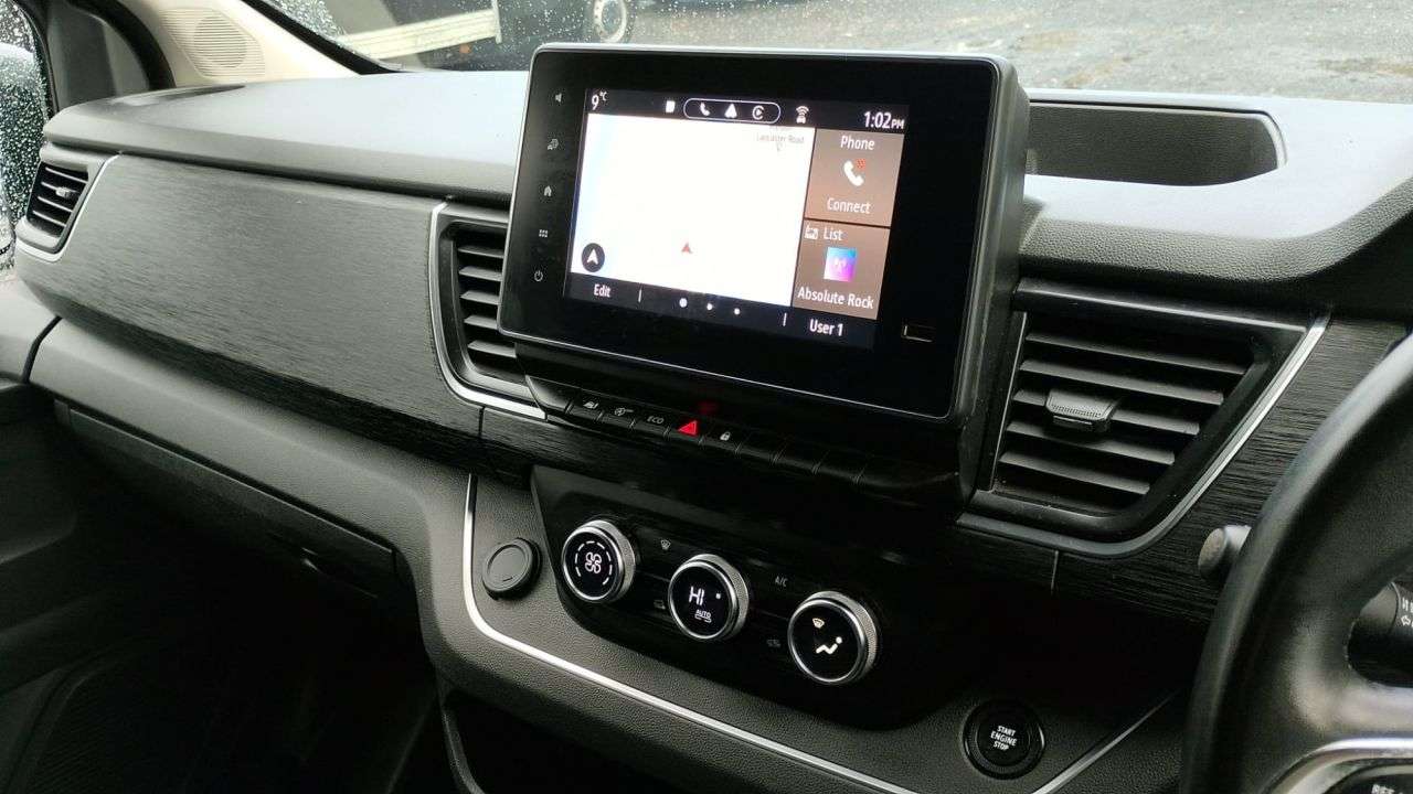 2022 RENAULT TRAFIC 2022 RENAULT TRAFIC