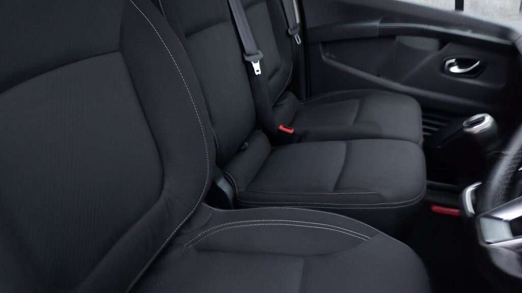 2022 RENAULT TRAFIC 2022 RENAULT TRAFIC