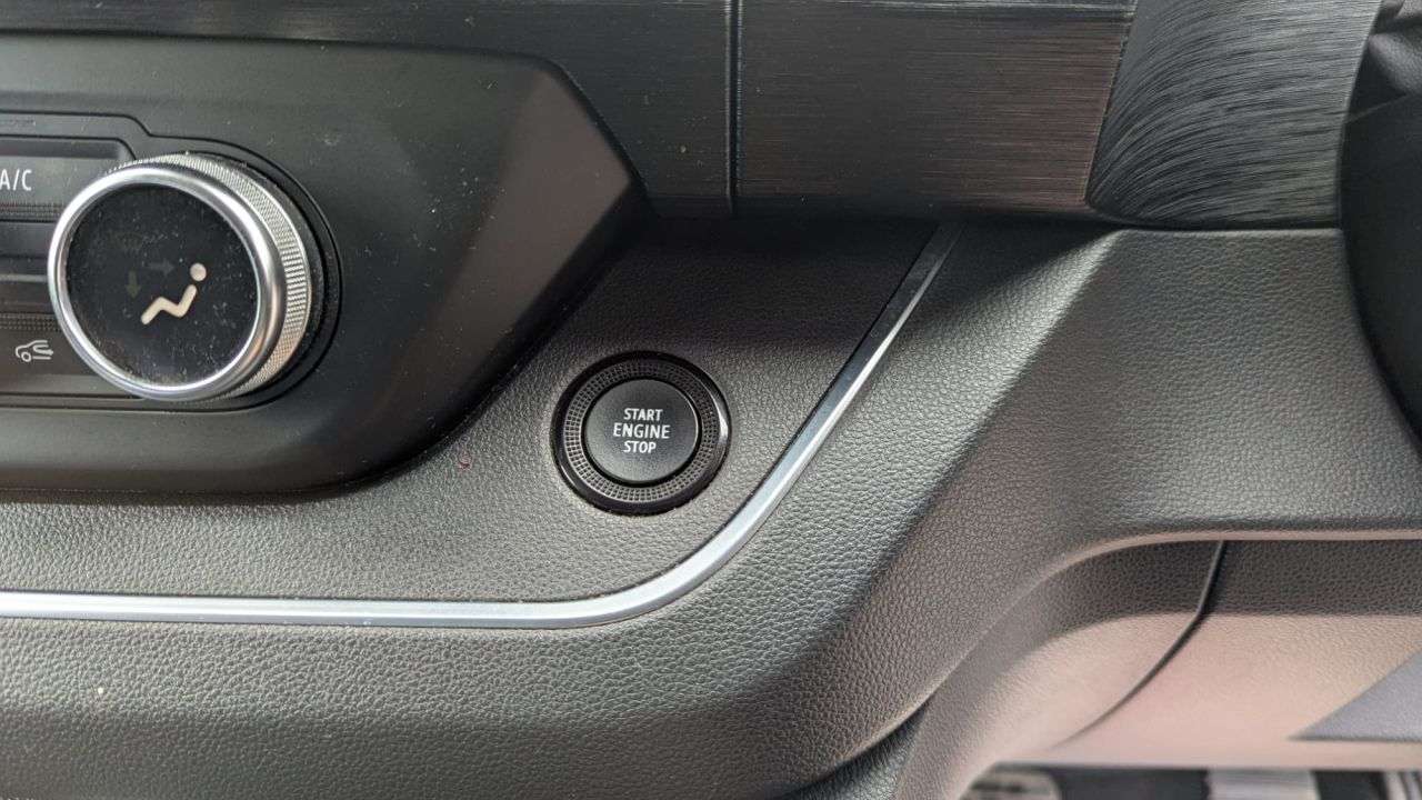 2022 RENAULT TRAFIC 2022 RENAULT TRAFIC