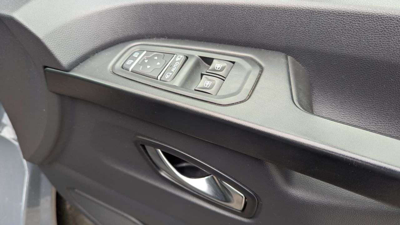 2022 RENAULT TRAFIC 2022 RENAULT TRAFIC