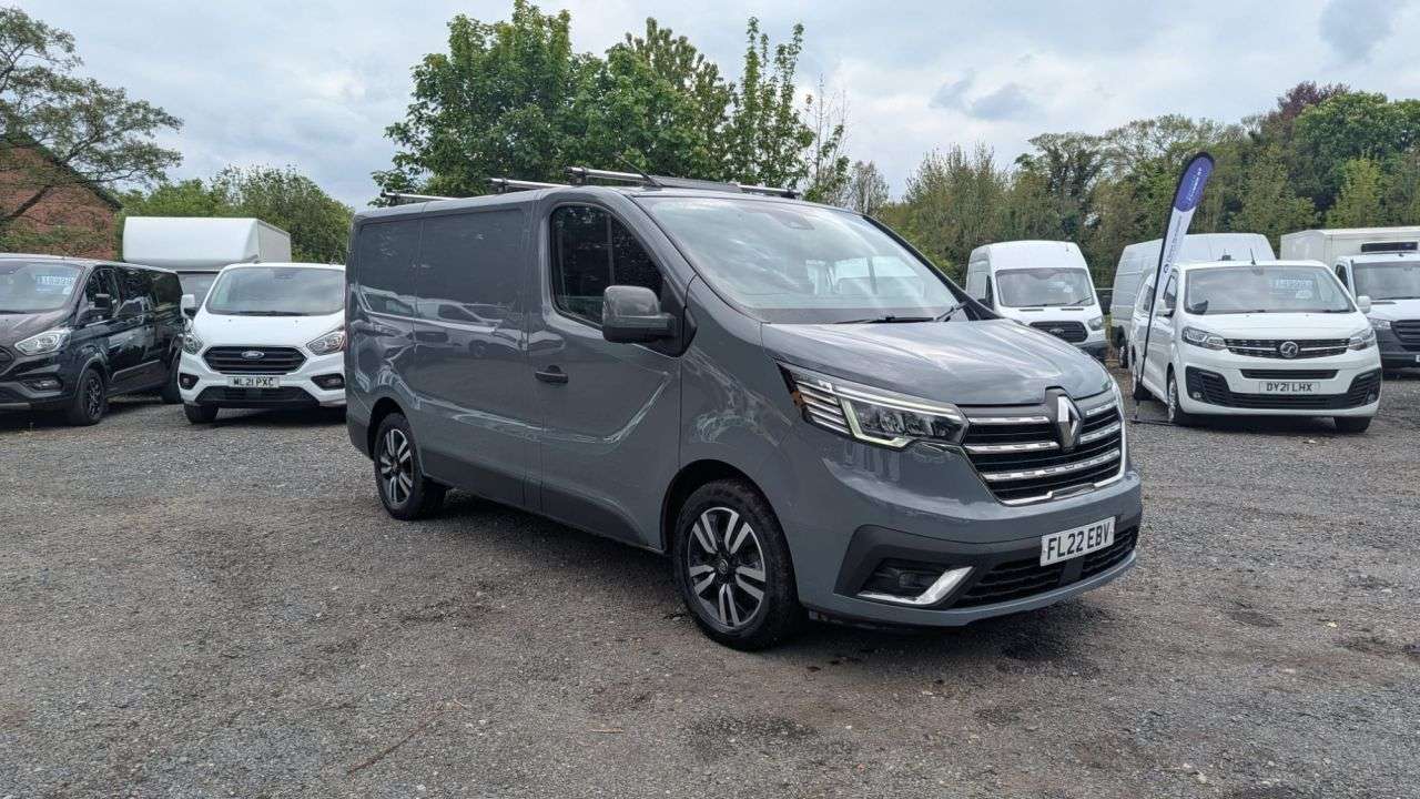 A 2022 RENAULT TRAFIC L1 H1 Sport + DCI 150 PS SWB Sport Plus Model FREE 3 YEAR WARRANTY COVER WI A 2022 RENAULT TRAFIC L1 H1 Sport + DCI 150 PS SWB Sport Plus Model FREE 3 YEAR WARRANTY COVER WI