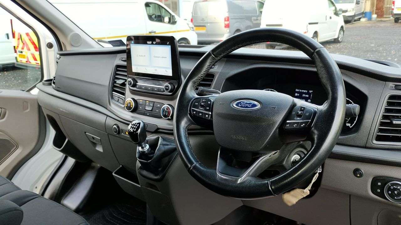 A 2021 FORD TRANSIT Crew Van Double Cab L4 H3 Trend Tdci 130 ps DCIV 350 XLWB High Roof With Ai A 2021 FORD TRANSIT Crew Van Double Cab L4 H3 Trend Tdci 130 ps DCIV 350 XLWB High Roof With Ai