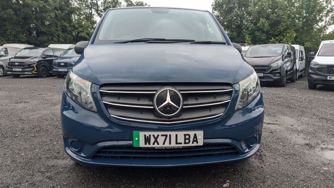 A 2021 MERCEDES-BENZ EVITO 114 E 41 KWH Progressive L2 LWB 115 ps FREE 3 YEAR WARRANTY COVER ON THIS V A 2021 MERCEDES-BENZ EVITO 114 E 41 KWH Progressive L2 LWB 115 ps FREE 3 YEAR WARRANTY COVER ON THIS V