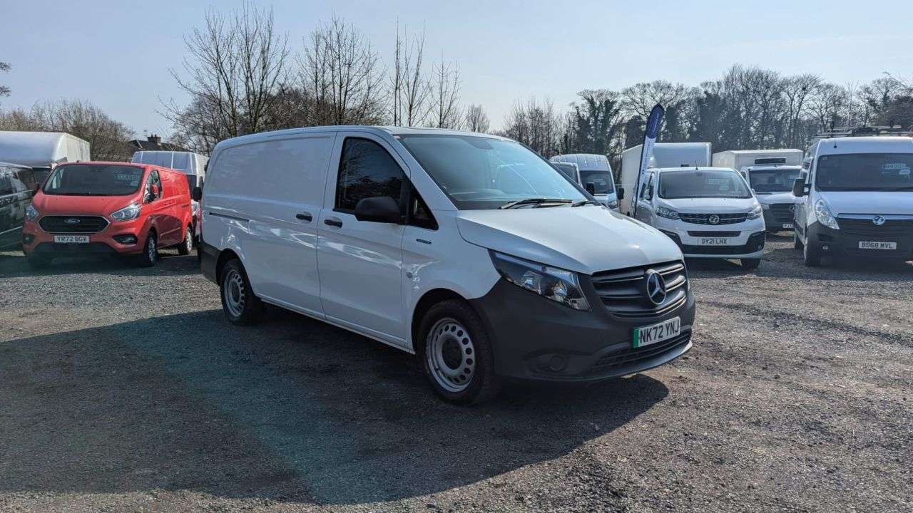 A 2022 MERCEDES-BENZ EVITO 116 e 66 KWH Progressive L2 LWB 115 ps Electric Auto FWD FREE 3 YEAR WARRAN A 2022 MERCEDES-BENZ EVITO 116 e 66 KWH Progressive L2 LWB 115 ps Electric Auto FWD FREE 3 YEAR WARRAN