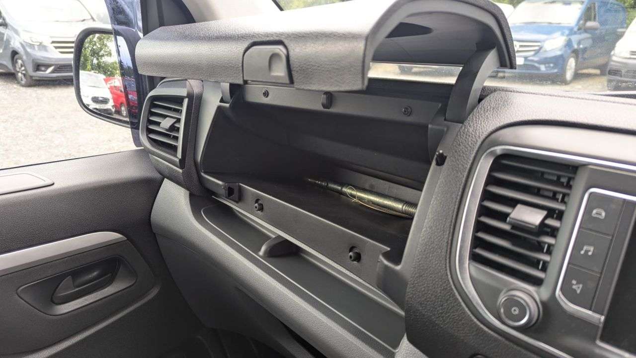 2021 VAUXHALL VIVARO 2021 VAUXHALL VIVARO
