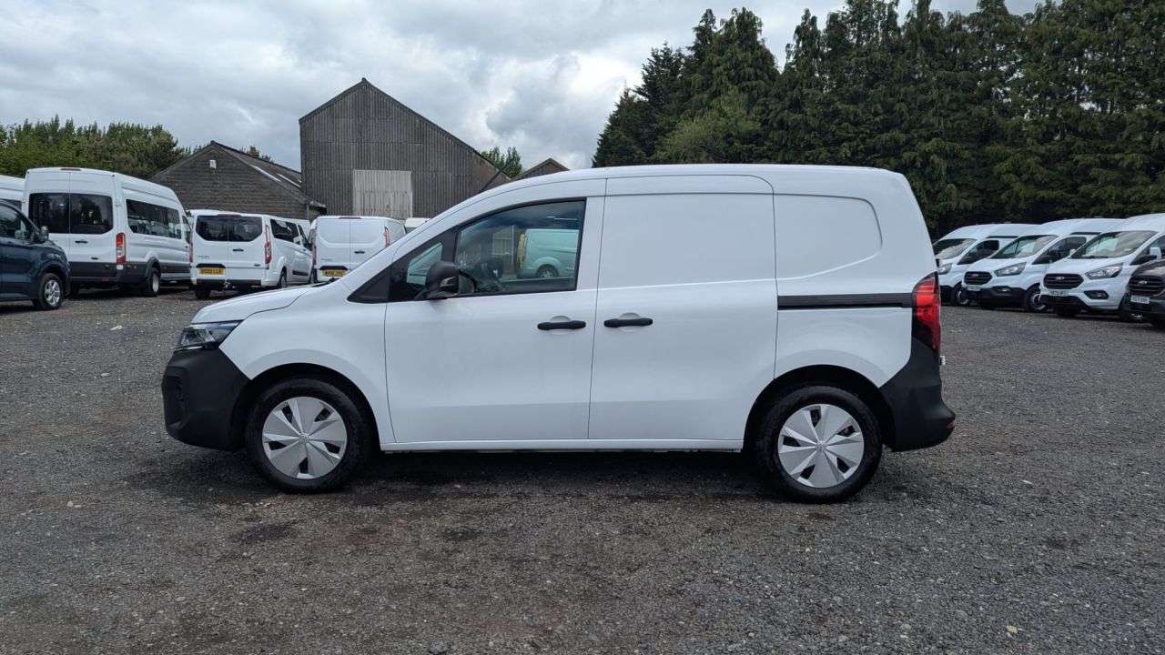 A 2023 NISSAN TOWNSTAR Acenta 45 KWH Electric Auto L1 122 ps FREE 3 YEAR WARRANTY COVER ON THIS VA A 2023 NISSAN TOWNSTAR Acenta 45 KWH Electric Auto L1 122 ps FREE 3 YEAR WARRANTY COVER ON THIS VA