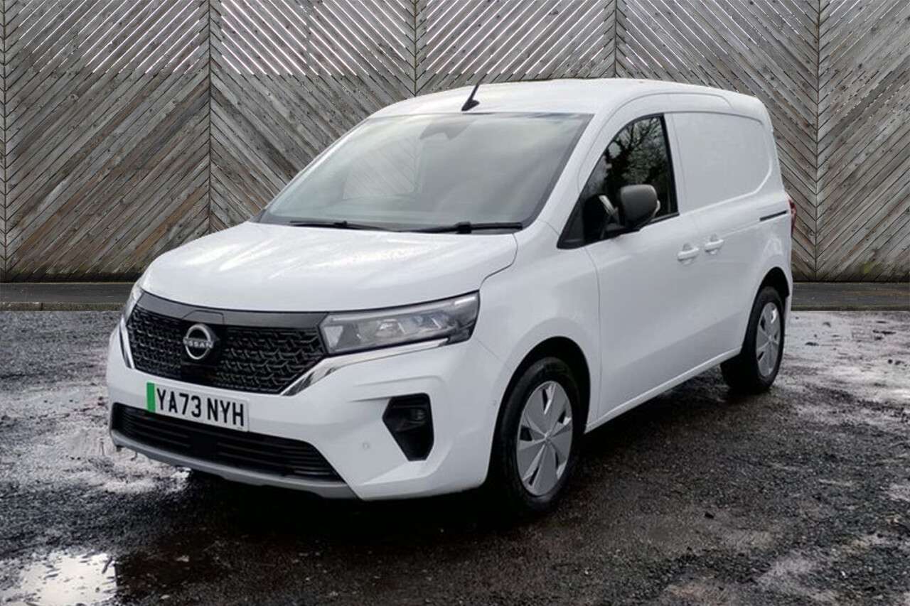 A 2023 NISSAN TOWNSTAR Tekna Panel Van 6dr Electric Auto L1 (122 ps) 45 KWH AVAILABLE NOW: FREE 3 A 2023 NISSAN TOWNSTAR Tekna Panel Van 6dr Electric Auto L1 (122 ps) 45 KWH AVAILABLE NOW: FREE 3
