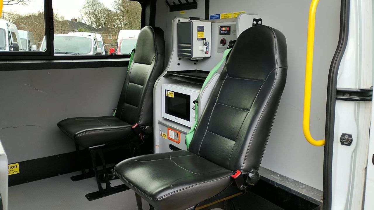 A 2019 VAUXHALL MOVANO L2 H2 Crew Van with Integrated Mess Unit With Air Conditioning Cdti 130 PS. A 2019 VAUXHALL MOVANO L2 H2 Crew Van with Integrated Mess Unit With Air Conditioning Cdti 130 PS.