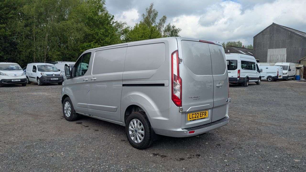 A 2022 FORD TRANSIT CUSTOM Limited L1 H1 Tdci 130 PS SWB FREE 3 YEAR WARRANTY COVER WITH THIS VAN fini A 2022 FORD TRANSIT CUSTOM Limited L1 H1 Tdci 130 PS SWB FREE 3 YEAR WARRANTY COVER WITH THIS VAN fini