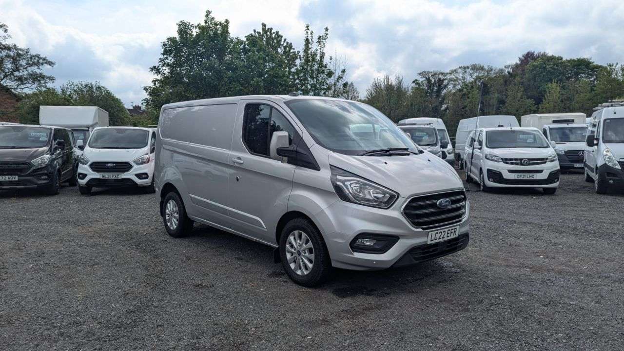A 2022 FORD TRANSIT CUSTOM Limited L1 H1 Tdci 130 PS SWB FREE 3 YEAR WARRANTY COVER WITH THIS VAN fini A 2022 FORD TRANSIT CUSTOM Limited L1 H1 Tdci 130 PS SWB FREE 3 YEAR WARRANTY COVER WITH THIS VAN fini