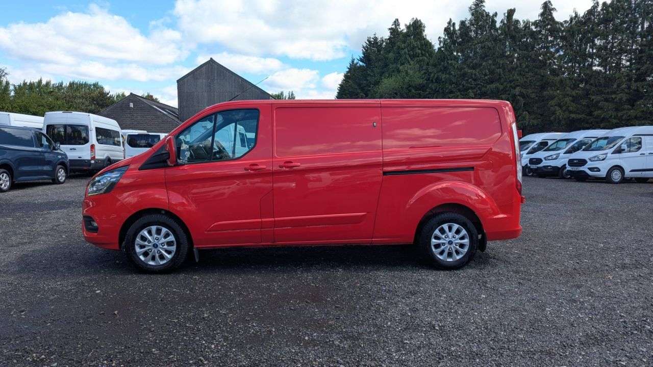 A 2022 FORD TRANSIT CUSTOM L2 H1 Limited Automatic Tdci 130 PS Premium LWB FREE 3 YEAR WARRANTY COVER A 2022 FORD TRANSIT CUSTOM L2 H1 Limited Automatic Tdci 130 PS Premium LWB FREE 3 YEAR WARRANTY COVER
