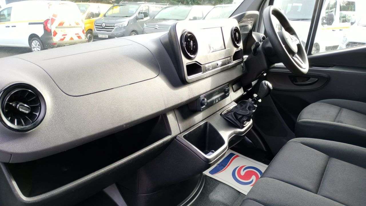 A 2020 MERCEDES-BENZ SPRINTER LWB High Roof 315 CDI Rear Wheel Drive L3 H2 FREE 3 YEAR WARRANTY COVER ON A 2020 MERCEDES-BENZ SPRINTER LWB High Roof 315 CDI Rear Wheel Drive L3 H2 FREE 3 YEAR WARRANTY COVER ON