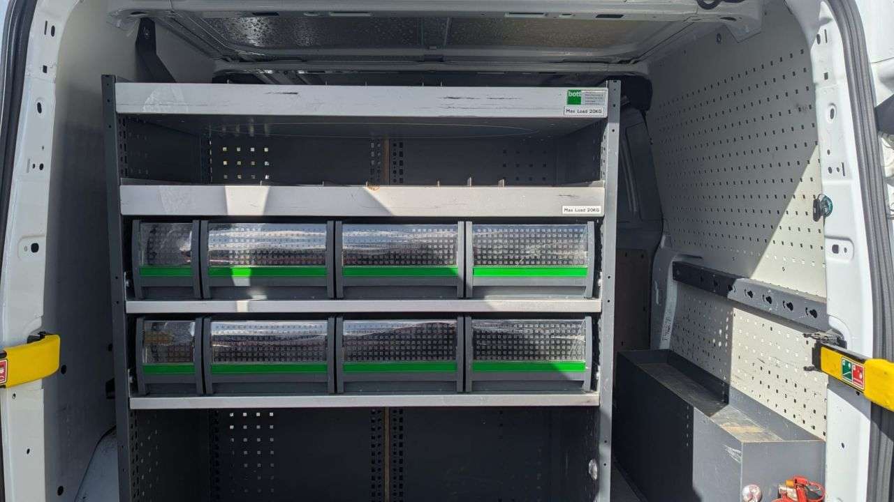 A 2018 FORD TRANSIT CUSTOM L1 H1 Leader TDCI 300 SWB With Air Conditioning, Parking Sensors (Front & R A 2018 FORD TRANSIT CUSTOM L1 H1 Leader TDCI 300 SWB With Air Conditioning, Parking Sensors (Front & R