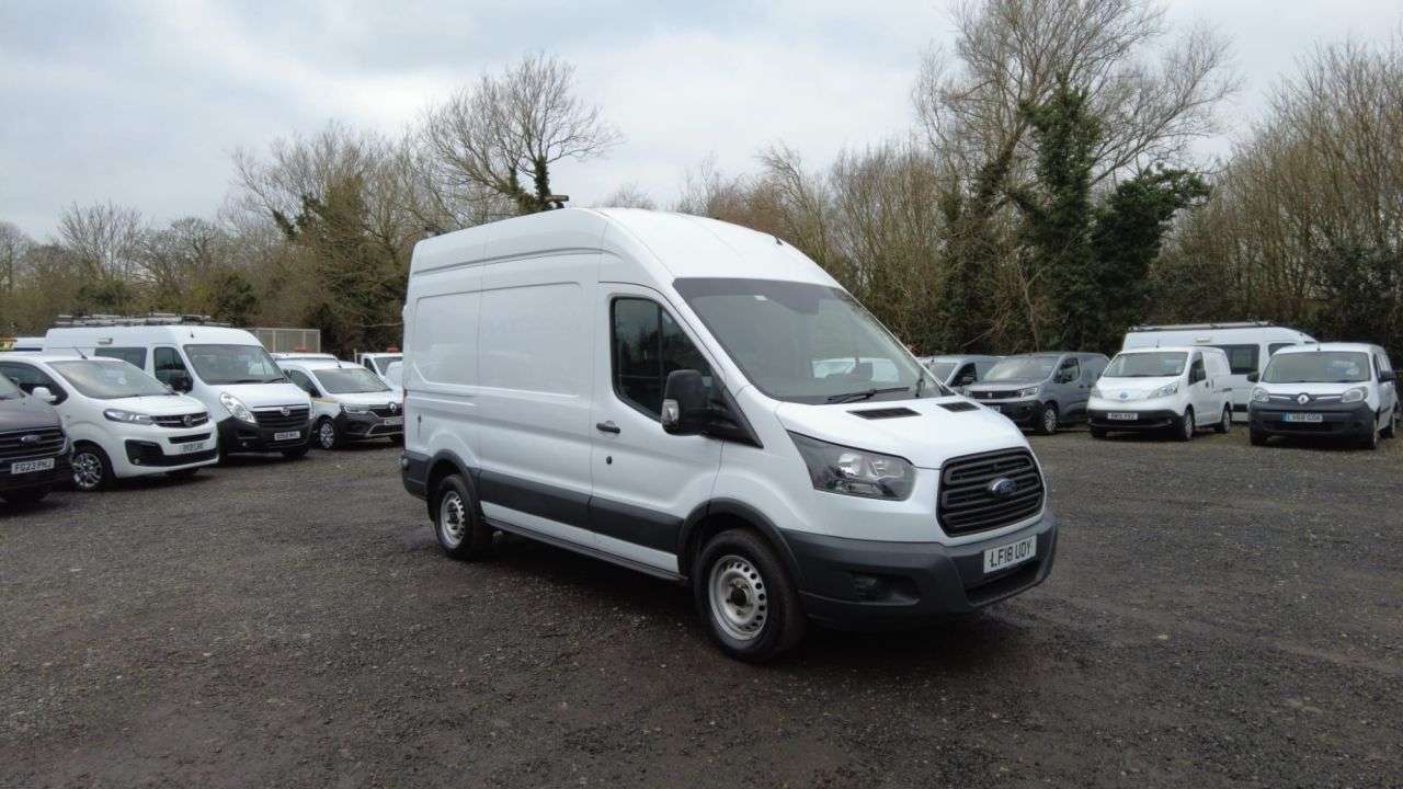 A 2018 FORD TRANSIT L2 H3 TDCI 130 PS MWB High Roof 350 FREE 3 YEAR WARRANTY COVER WITH THIS VA A 2018 FORD TRANSIT L2 H3 TDCI 130 PS MWB High Roof 350 FREE 3 YEAR WARRANTY COVER WITH THIS VA