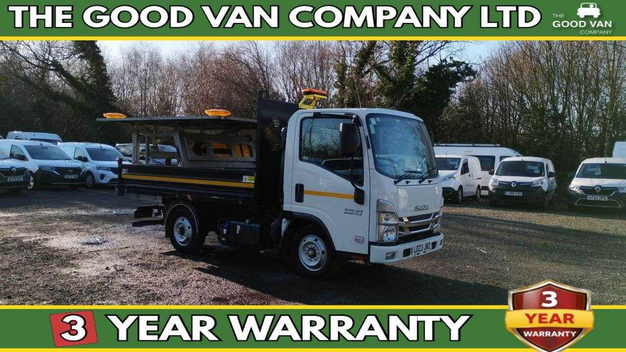 A 2023 ISUZU GRAFTER Tipper N35.125 SE Automatic . 1 Owner from New . Super Rare Auomatic . Low A 2023 ISUZU GRAFTER Tipper N35.125 SE Automatic . 1 Owner from New . Super Rare Auomatic . Low