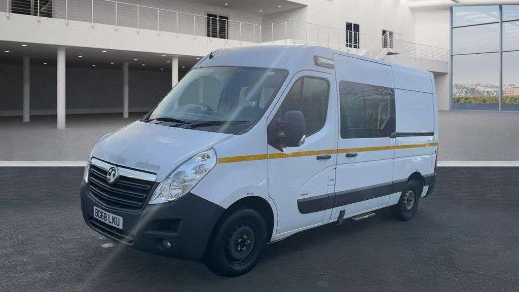 A 2018 VAUXHALL MOVANO VAUXHALL MOVANO L2 H2 WELFARE UNIT, ex-Network Rail vehicle . 3 YEAR WARRAN A 2018 VAUXHALL MOVANO VAUXHALL MOVANO L2 H2 WELFARE UNIT, ex-Network Rail vehicle . 3 YEAR WARRAN