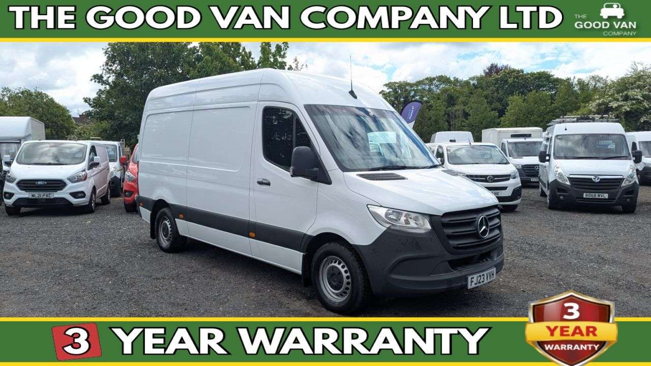 A 2023 MERCEDES-BENZ SPRINTER L2 H2 Progressive 317 CDI Rear Wheel Drive Premium MWB Medium Roof 170 PS W A 2023 MERCEDES-BENZ SPRINTER L2 H2 Progressive 317 CDI Rear Wheel Drive Premium MWB Medium Roof 170 PS W