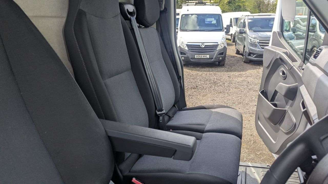 2023 RENAULT MASTER 2023 RENAULT MASTER