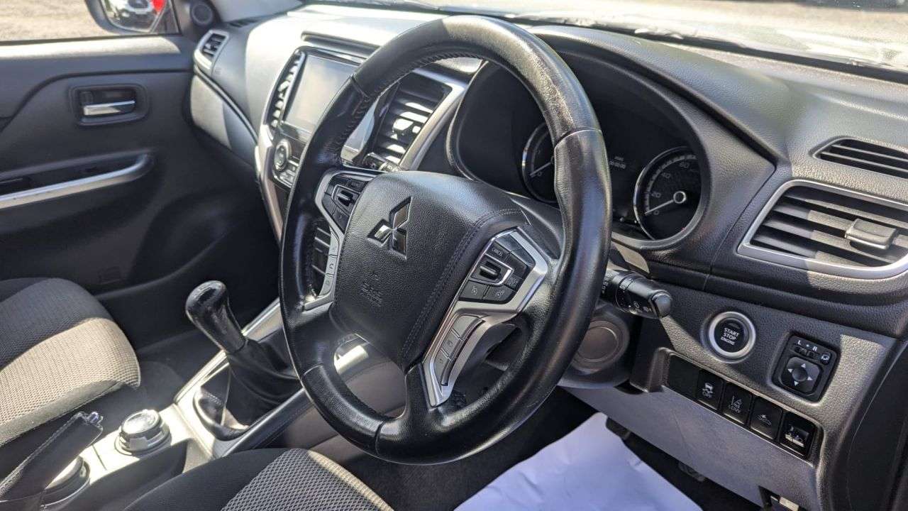 2020 MITSUBISHI L200 2020 MITSUBISHI L200