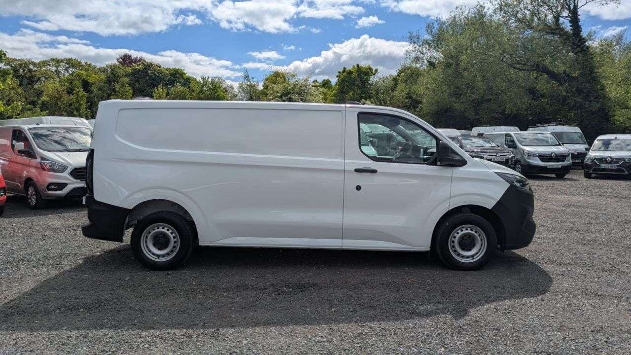 A 2023 FORD TRANSIT CUSTOM L2 H1 Leader Tdci 136 PS 320 With Air Conditioning, Parking Sensors, Rear V A 2023 FORD TRANSIT CUSTOM L2 H1 Leader Tdci 136 PS 320 With Air Conditioning, Parking Sensors, Rear V