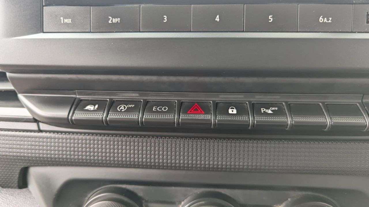 2023 RENAULT TRAFIC 2023 RENAULT TRAFIC
