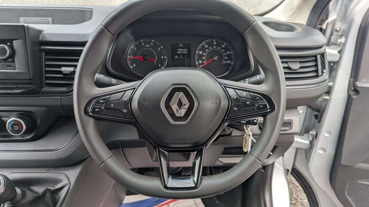 2023 RENAULT TRAFIC 2023 RENAULT TRAFIC