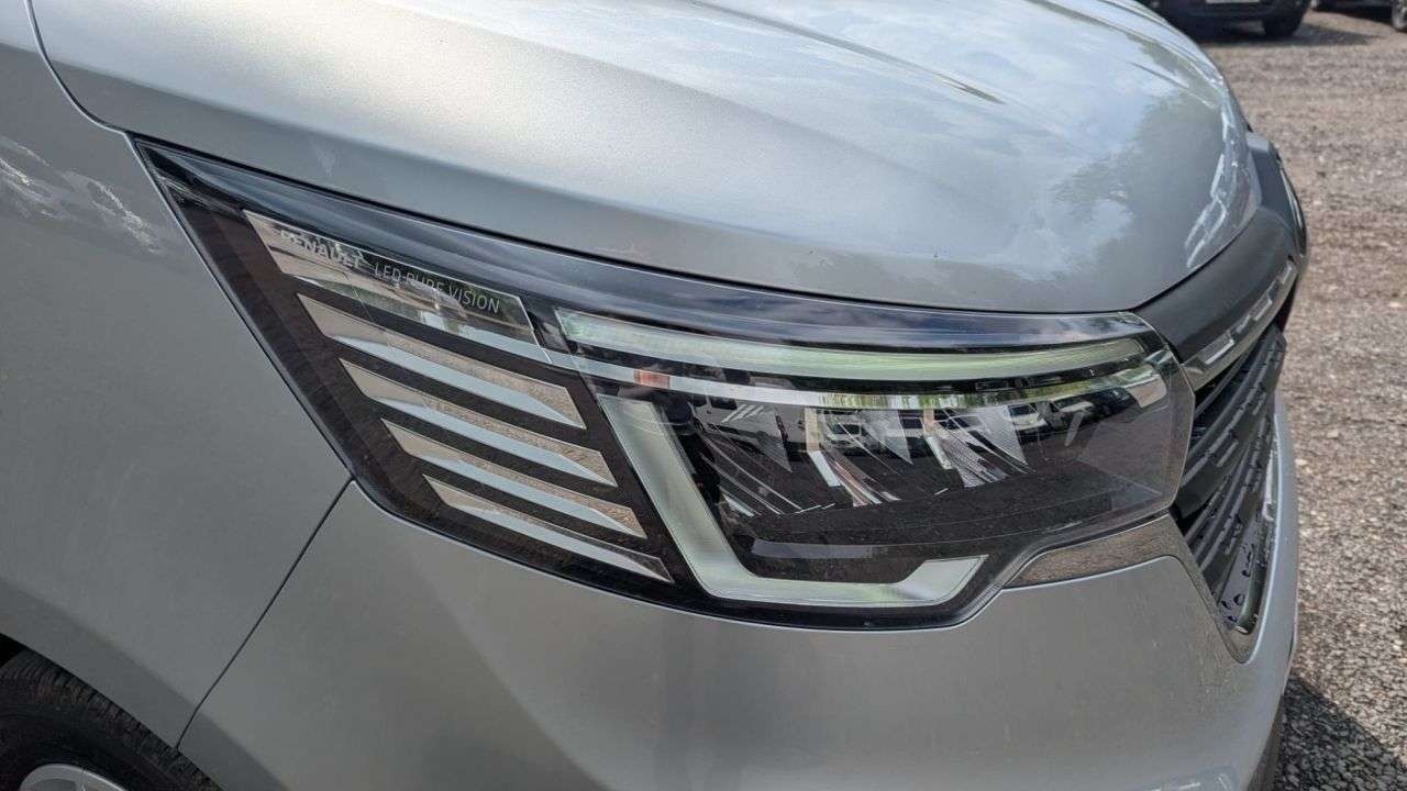 2023 RENAULT TRAFIC 2023 RENAULT TRAFIC