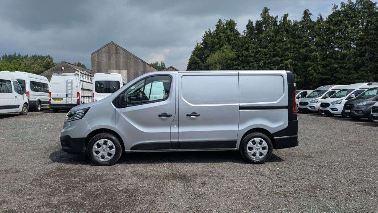 A 2023 RENAULT TRAFIC L1 H1 Business Plus Dci 130 PS SWB With Air Conditioning, Electric Pack, Pa A 2023 RENAULT TRAFIC L1 H1 Business Plus Dci 130 PS SWB With Air Conditioning, Electric Pack, Pa