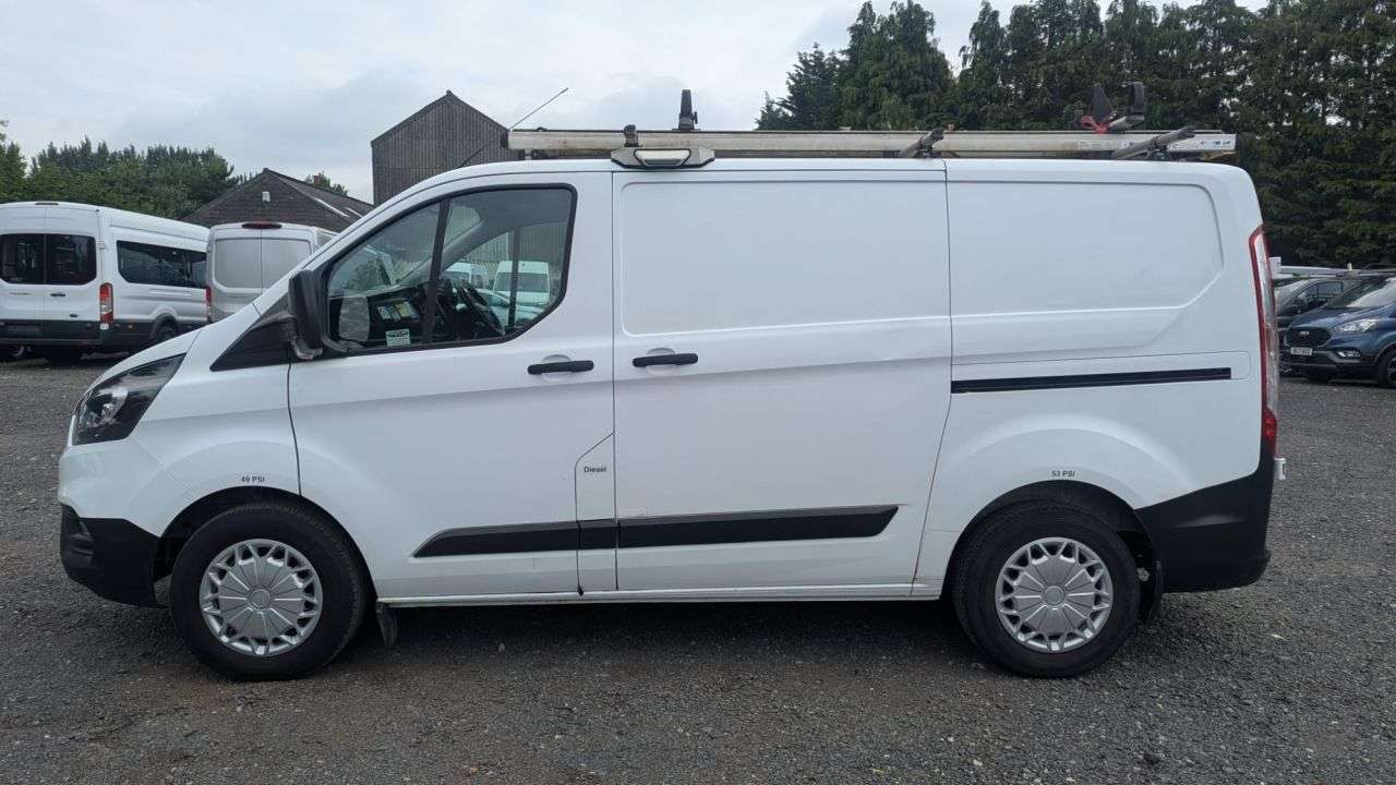 A 2019 FORD TRANSIT CUSTOM L1 H1 Tdci 105 PS SWB 320 With Air Conditioning, Electric Windows, Cruise C A 2019 FORD TRANSIT CUSTOM L1 H1 Tdci 105 PS SWB 320 With Air Conditioning, Electric Windows, Cruise C