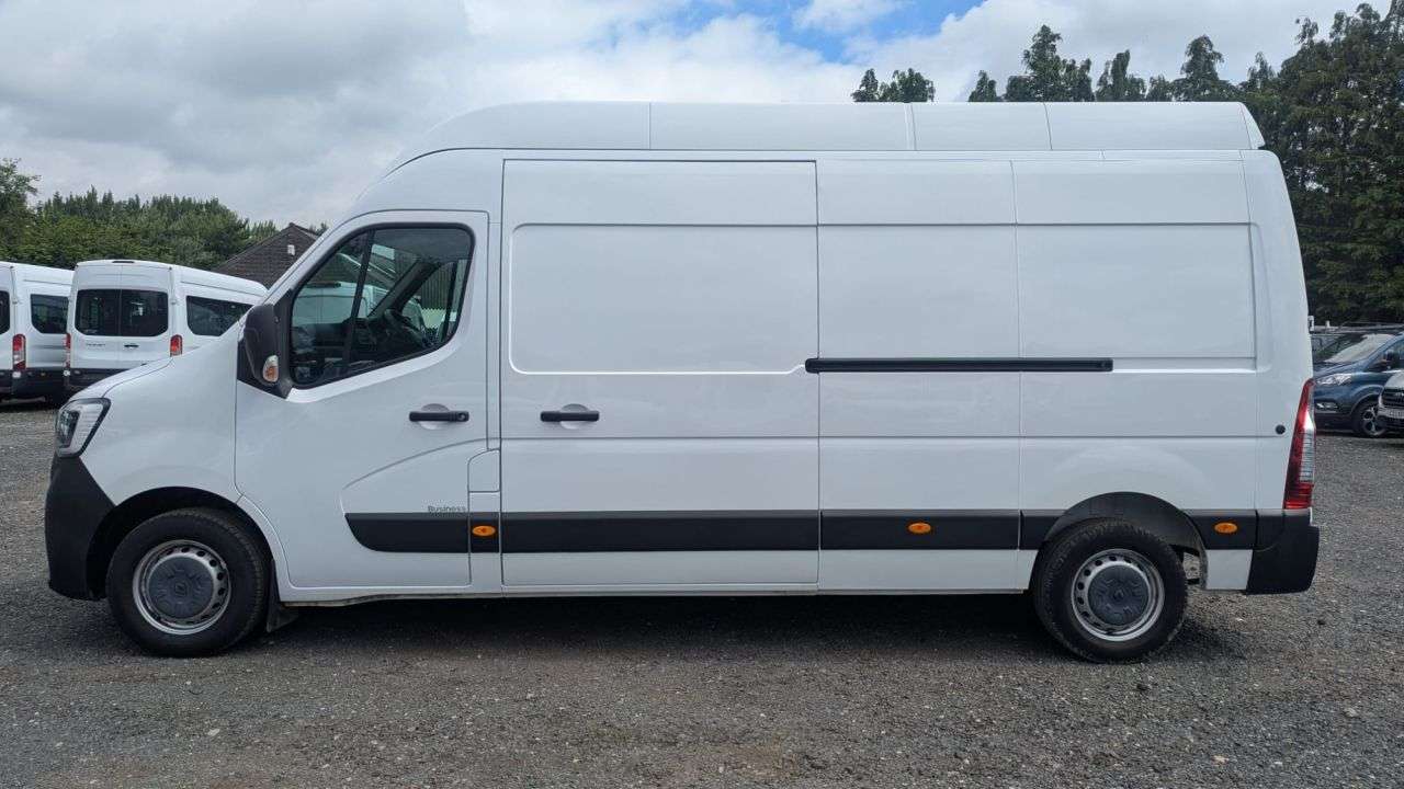 A 2023 RENAULT MASTER L3 H3 DCI 135 PS LWB Extra High Roof Business LH 35 With Air Conditioning, A 2023 RENAULT MASTER L3 H3 DCI 135 PS LWB Extra High Roof Business LH 35 With Air Conditioning,