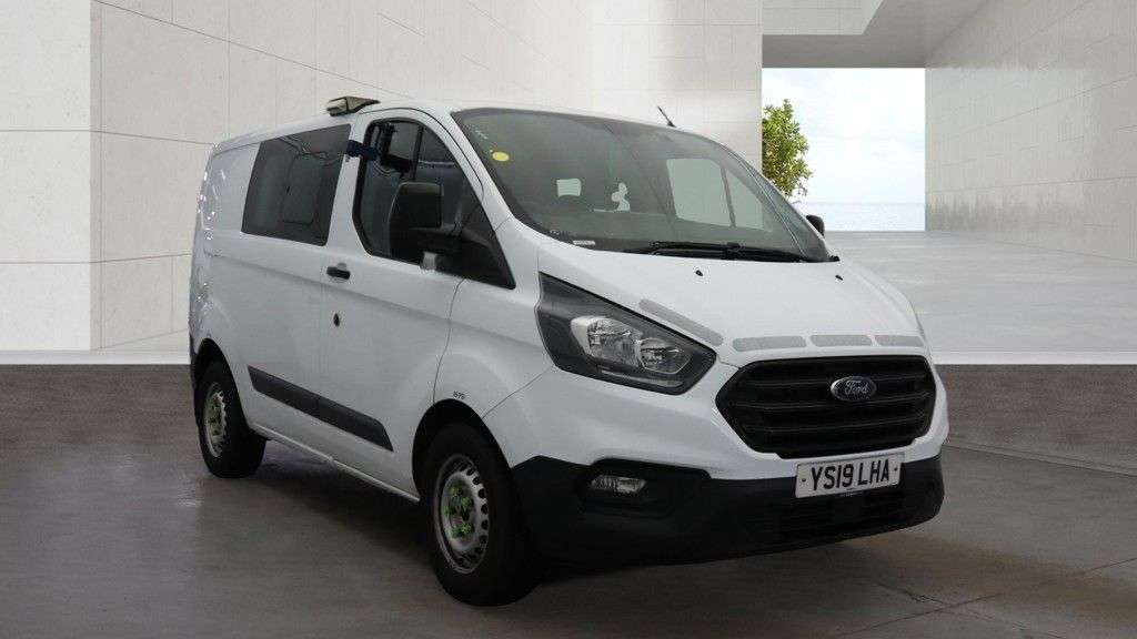A 2019 FORD TRANSIT CUSTOM Crew Van Double Cab L1 H1 Tdci 320 With Air Conditioning, Electric Windows, A 2019 FORD TRANSIT CUSTOM Crew Van Double Cab L1 H1 Tdci 320 With Air Conditioning, Electric Windows,