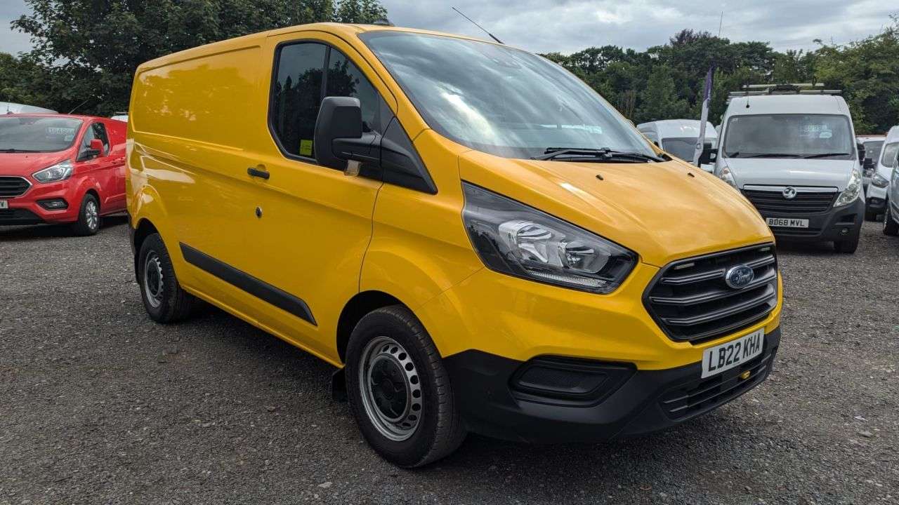 A 2022 FORD TRANSIT CUSTOM L1 H1 Tdci 130 PS SWB 340 Leader With Air Conditioning, Electric Pack, Rear A 2022 FORD TRANSIT CUSTOM L1 H1 Tdci 130 PS SWB 340 Leader With Air Conditioning, Electric Pack, Rear
