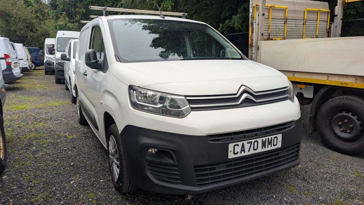 A 2020 CITROEN BERLINGO Enterprise M Hdi With Air Conditioning, Electric Pack, Side Loading Door, 3 A 2020 CITROEN BERLINGO Enterprise M Hdi With Air Conditioning, Electric Pack, Side Loading Door, 3