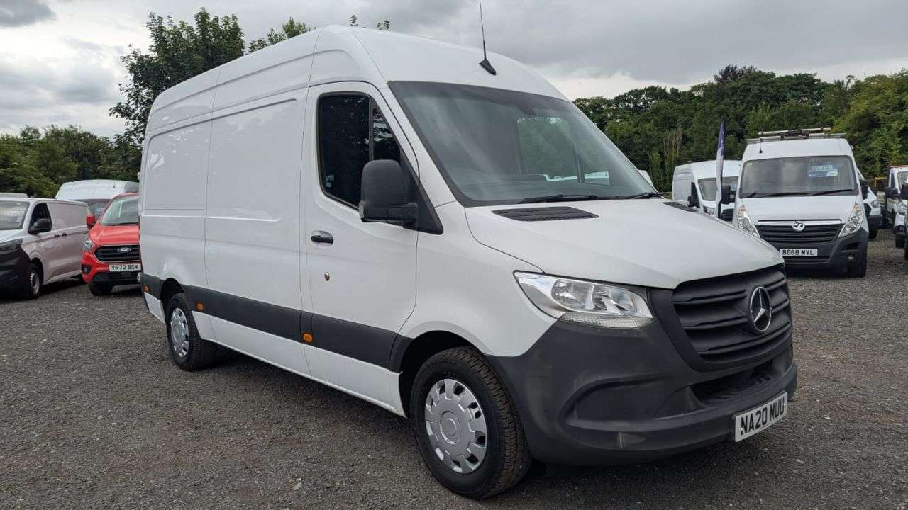 A 2020 MERCEDES-BENZ SPRINTER 316 Cdi G-Tronic+ Automatic L2 H2 Rear Wheel Drive MWB High Roof with Elect A 2020 MERCEDES-BENZ SPRINTER 316 Cdi G-Tronic+ Automatic L2 H2 Rear Wheel Drive MWB High Roof with Elect