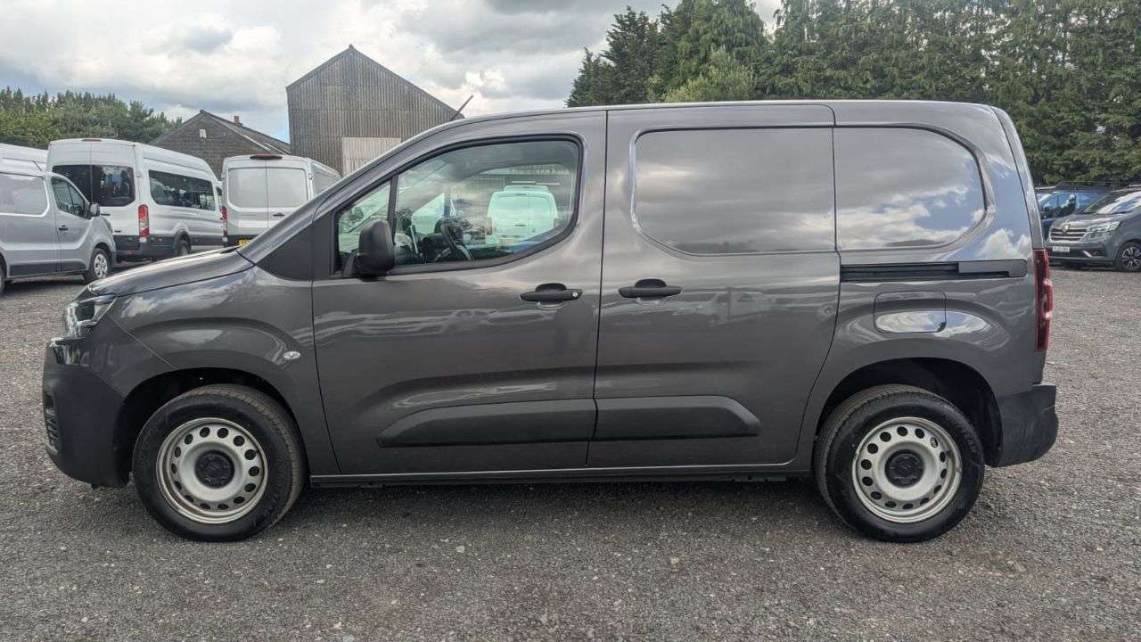 A 2023 CITROEN BERLINGO Enterprise Edition M 100 PS Blue HDi 1000 With Air Conditioning, Electric P A 2023 CITROEN BERLINGO Enterprise Edition M 100 PS Blue HDi 1000 With Air Conditioning, Electric P