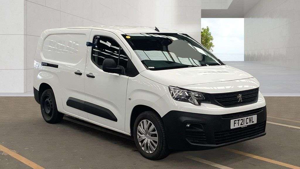 A 2021 PEUGEOT PARTNER Professional Long L2 100 PS Blue HDi 950 With Air Conidtioning, Electric Pa A 2021 PEUGEOT PARTNER Professional Long L2 100 PS Blue HDi 950 With Air Conidtioning, Electric Pa
