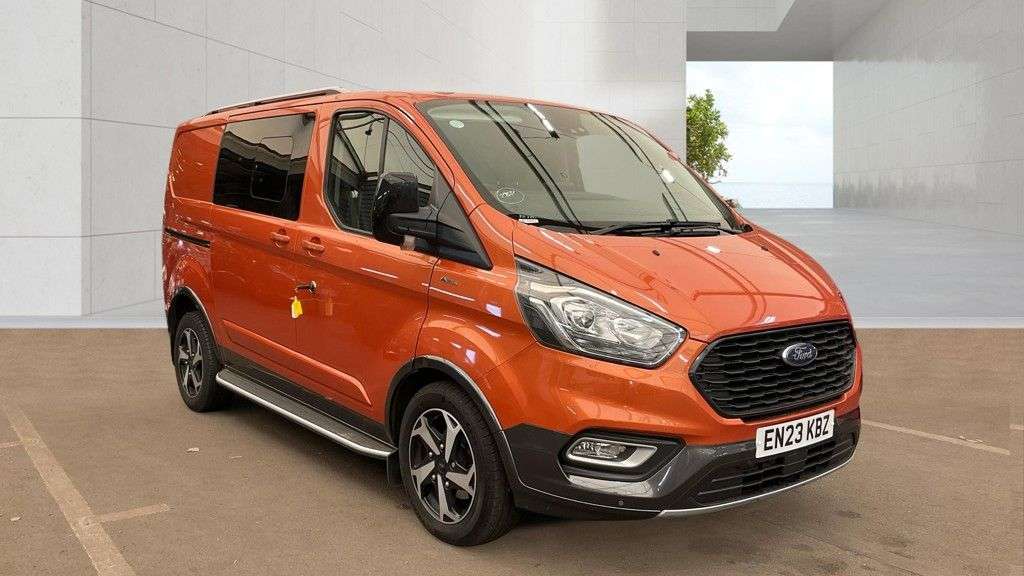 A 2023 FORD TRANSIT CUSTOM Crew Van Double Cab Active Automatic Tdci 170 PS L1 H1 320 With Air Conditi A 2023 FORD TRANSIT CUSTOM Crew Van Double Cab Active Automatic Tdci 170 PS L1 H1 320 With Air Conditi