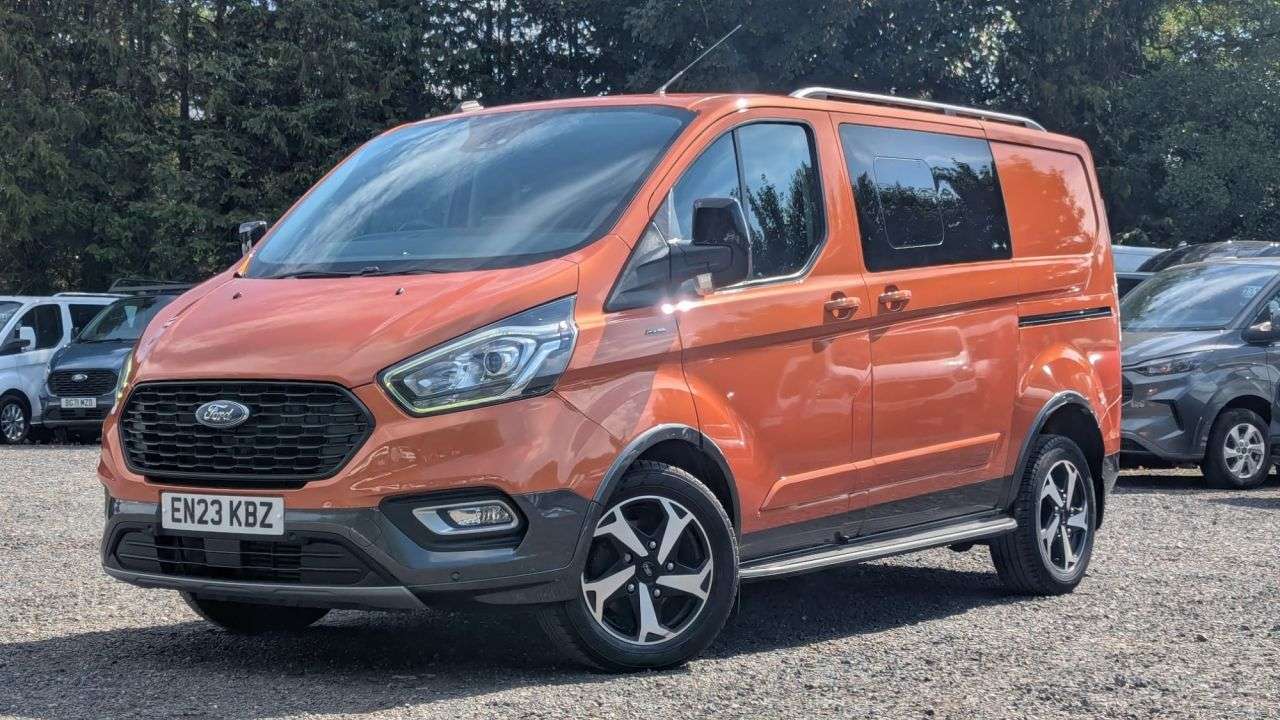 A 2023 FORD TRANSIT CUSTOM Crew Van Double Cab Active Automatic Tdci 170 PS L1 H1 320 With Air Conditi A 2023 FORD TRANSIT CUSTOM Crew Van Double Cab Active Automatic Tdci 170 PS L1 H1 320 With Air Conditi