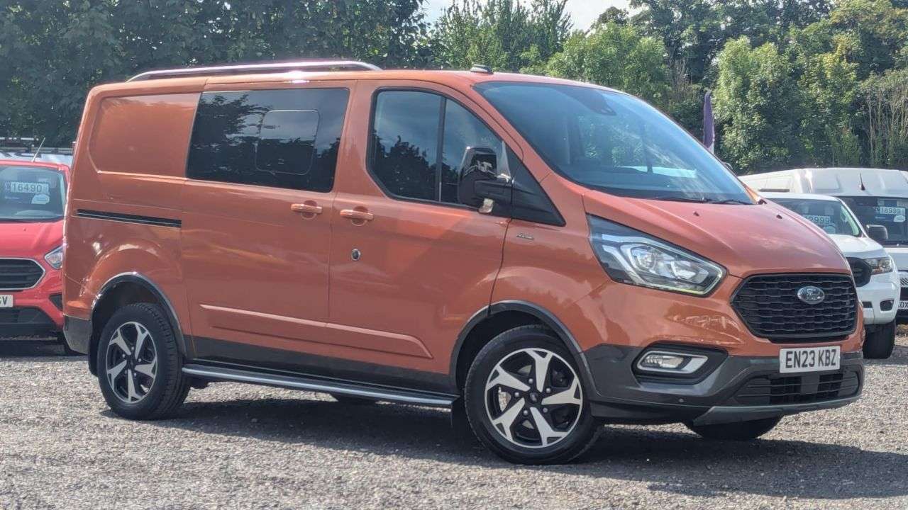A 2023 FORD TRANSIT CUSTOM Crew Van Double Cab Active Automatic Tdci 170 PS L1 H1 320 With Air Conditi A 2023 FORD TRANSIT CUSTOM Crew Van Double Cab Active Automatic Tdci 170 PS L1 H1 320 With Air Conditi